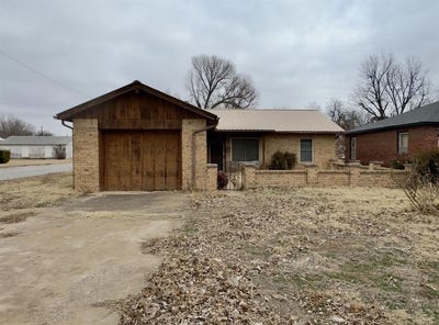 /international/us/814-n-oklahoma-avenue-mangum-ok-110105087164/