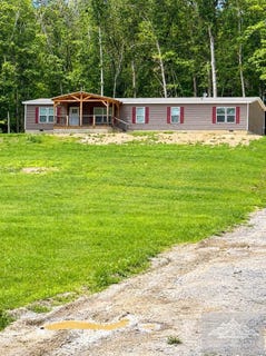 /international/us/1964-pine-grove-rd-lerona-wv-110109037774/