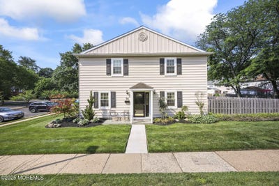 /international/us/74-kingsley-way-freehold-nj-110100767383/