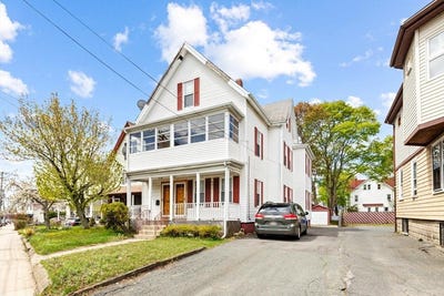 /international/us/292-broadway-malden-ma-110107830958/