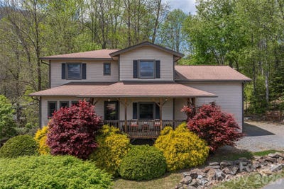 /international/us/129-valley-creek-drive-maggie-valley-nc-110107343023/