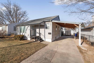 /international/us/138-st-patrick-street-rapid-city-sd-110106466013/