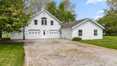 /international/us/2145-e-770-wolcottville-in-110100744355/