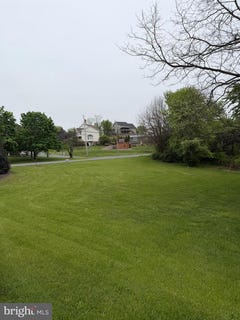 /international/us/majestic-drive-lot-29-chambersburg-pa-110107664662/