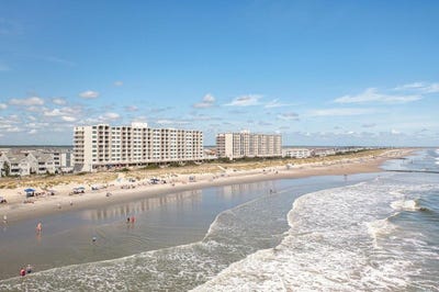 /international/us/3700-boardwalk-sea-isle-city-nj-110107384872/