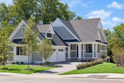 /international/us/270-wayzata-boulevard-e-wayzata-mn-110108569066/
