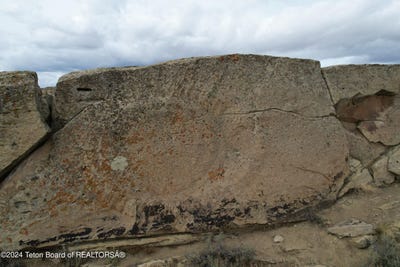 /international/us/189-s-412-highway-kemmerer-wy-110090077421/