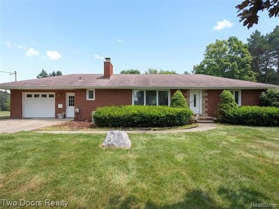 /international/us/7137-blankenship-circle-davison-mi-110101393237/