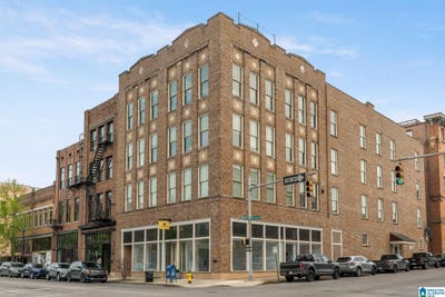 /international/us/113-22nd-street-birmingham-al-110108538279/