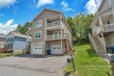 /international/us/216-stratford-lane-boone-nc-110108913451/