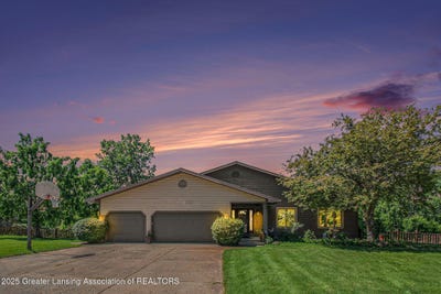 /international/us/12829-silver-ridge-drive-grand-ledge-mi-110100562076/