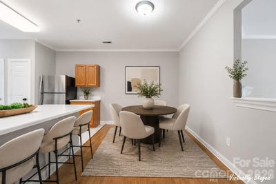 /international/us/21246-hickory-street-cornelius-nc-110119722757/