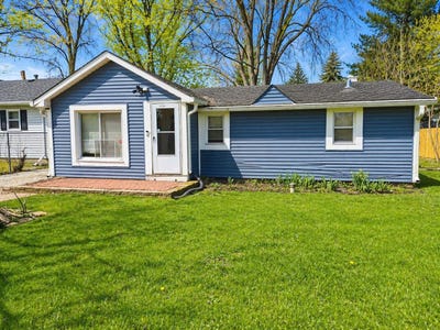 /international/us/37854-harper-avenue-beach-park-il-110107462729/