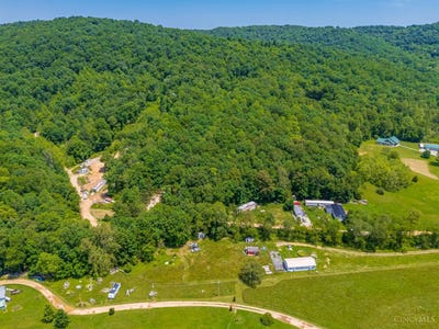 /international/us/120-thelma-lane-blue-creek-oh-110108440011/