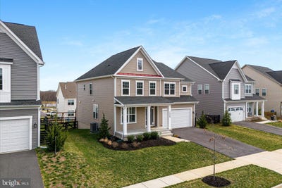 /international/us/17968-ridgewood-place-round-hill-va-110099953399/?lang=zh-cn
