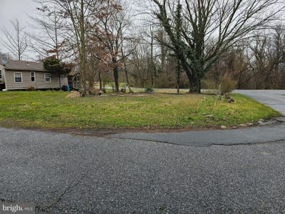 /international/us/121-122-naomi-lane-earleville-md-110090591456/
