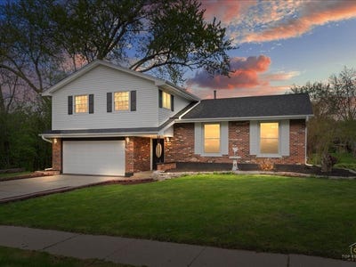 /international/us/6531-midhurst-road-downers-grove-il-110107573332/