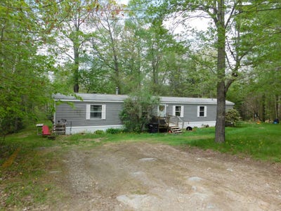 /international/us/46-robichaud-road-levant-me-110108225912/