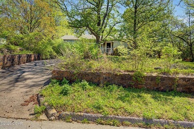 /international/us/220-s-locust-avenue-fayetteville-ar-110107287238/