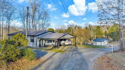 /international/us/747-nathans-creek-school-road-crumpler-nc-110105778303/