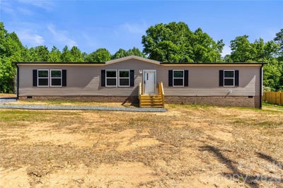 /international/us/6280-old-us-70-highway-cleveland-nc-110107858743/