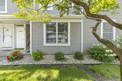 /international/us/1601-s-16th-unit-10-street-goshen-in-110101140039/