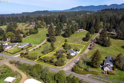 /international/us/4260-latimer-rd-tillamook-or-110108279965/