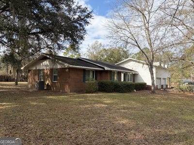 /international/us/349-woolard-road-folkston-ga-110104541130/