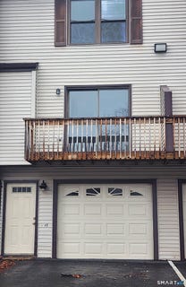 /international/us/15-crest-street-west-haven-ct-110108606557/