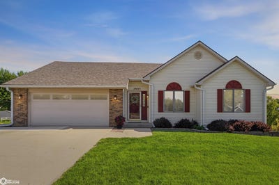 /international/us/2805-arnold-drive-marshalltown-ia-110107850691/
