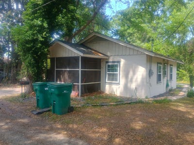 /international/us/117-roache-court-orangeburg-sc-110109070524/