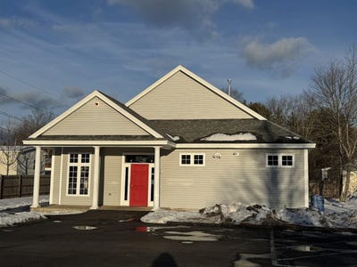 /international/us/78-fisherville-road-concord-nh-110104813048/
