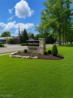 /international/us/3675-clague-road-north-olmsted-oh-110106983115/