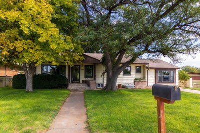 /international/us/1202-college-street-scott-city-ks-110110329420/