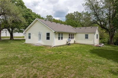 /international/us/11787-state-route-cc-highway-savannah-mo-110107658358/
