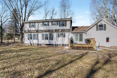 /international/us/15a-linda-avenue-swanton-vt-110106960930/