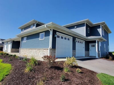 /international/us/249-nw-3rd-avenue-monroe-wi-110100837267/