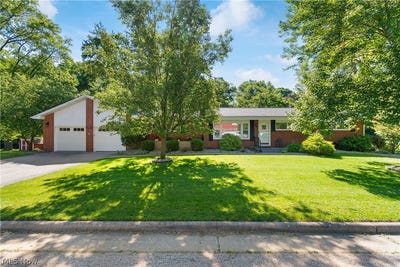 /international/us/1222-pleasantview-avenue-se-north-canton-oh-110108575607/