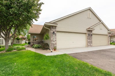 /international/us/2986-frattalone-lane-little-canada-mn-110108393922/