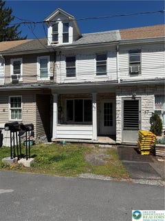/international/us/55-locust-street-schuylkill-twp-pa-110107609638/