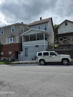 /international/us/2120-12th-avenue-altoona-pa-110099926172/