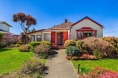 /international/us/2006-d-street-eureka-ca-110106555864/