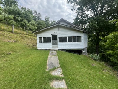 /international/us/14641-highway-522-cumberland-ky-110108735866/