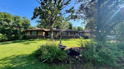 /international/us/7055-g24-highway-indianola-ia-110100341271/