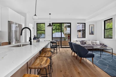 /international/us/37-kingston-st-somerville-ma-110108875216/