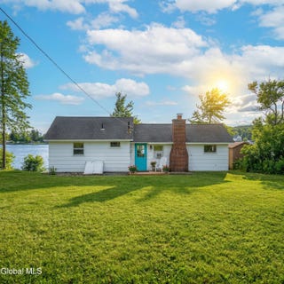 /international/us/594-s-shore-road-delanson-ny-110107077565/