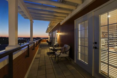 /international/us/111-n-broad-st-thomasville-ga-110105837343/