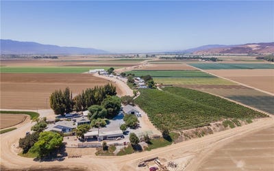 /international/us/41263-espinosa-road-greenfield-ca-110101238766/