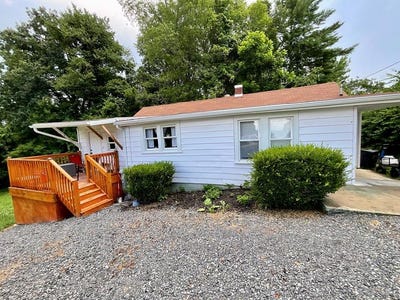 /international/us/61-cricket-ln-galax-va-110100831963/