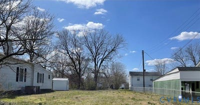 /international/us/214-s-16th-avenue-hopewell-va-110107258022/